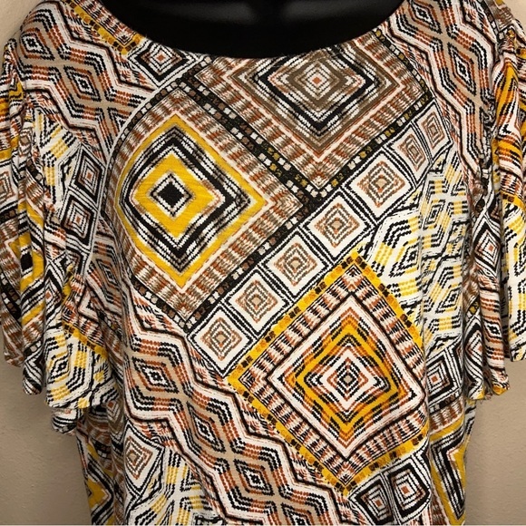 MEDIUM RUBY RD TRIBAL GEOMETRIC TOP SHORT SLEEVE ORANGE GOLDEN YELLOW BOHO - Picture 6 of 11